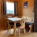1a Rast - Wandern, Grillen, Traumblick, Indoor Sauna * Bad Sankt Leonhard im Lavanttal
