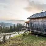 1a Rast - Wandern, Grillen, Traumblick, Indoor Sauna Holiday home
