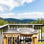 Holiday home 1a Rast - Wandern, Grillen, Traumblick, Indoor Sauna *
