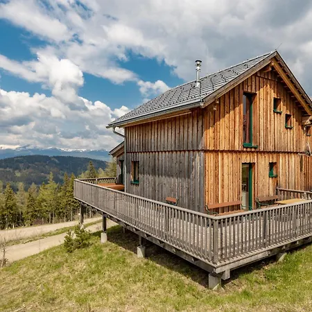 Casa vacanze 1a Rast - Wandern, Grillen, Traumblick, Indoor Sauna *